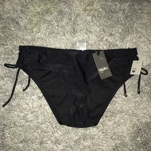 Black bikini bottoms